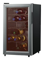 katangian, larawan Refrigerator Baumatic BW18