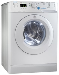 特点, 照片 洗衣机 Indesit XWA 71251 WWG